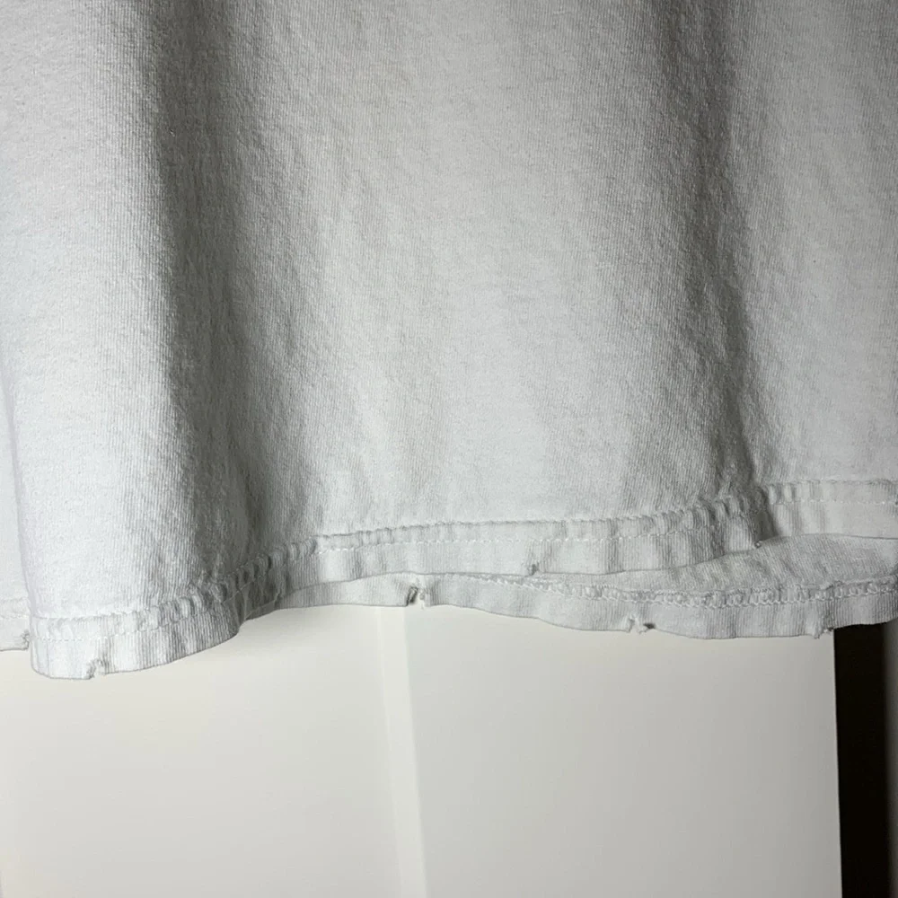 {Modish Rebel} White Graphic T-Shirt - Picture 2 of 4